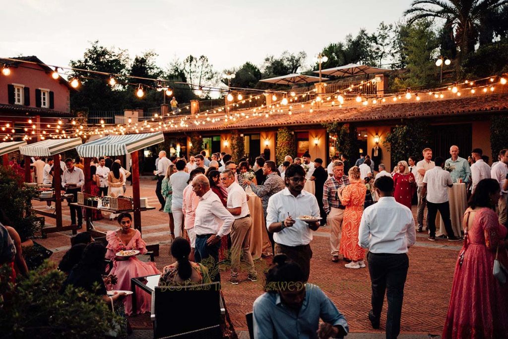 hindu wedding tuscany setup 1024x683 - Gorgeous Hindu wedding celebrations in Tuscany