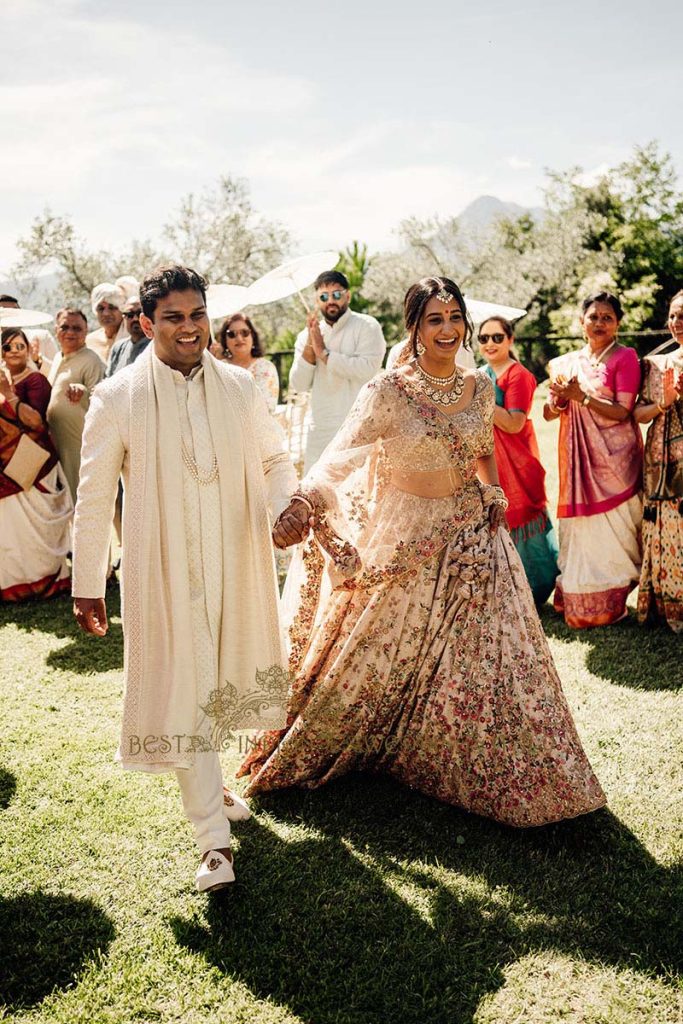 indian hindu couple wedding tuscany 683x1024 - Gorgeous Hindu wedding celebrations in Tuscany