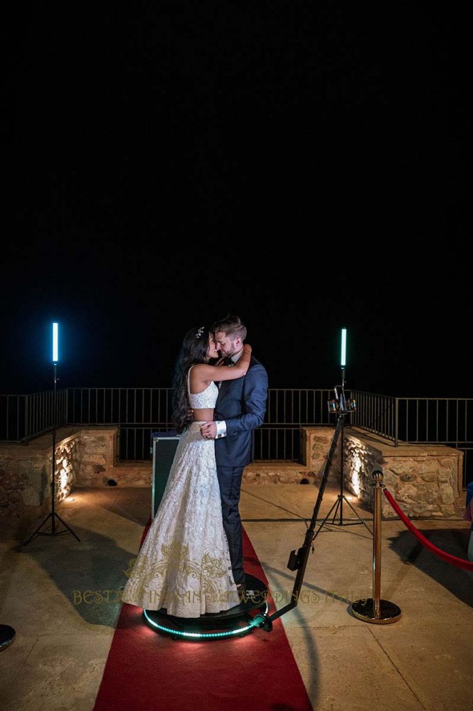 indian couple 360 photobooth video 682x1024 - A Cross-Cultural Fairytale in Sicily: A South-Indian Wedding Celebration Overlooking the Sea