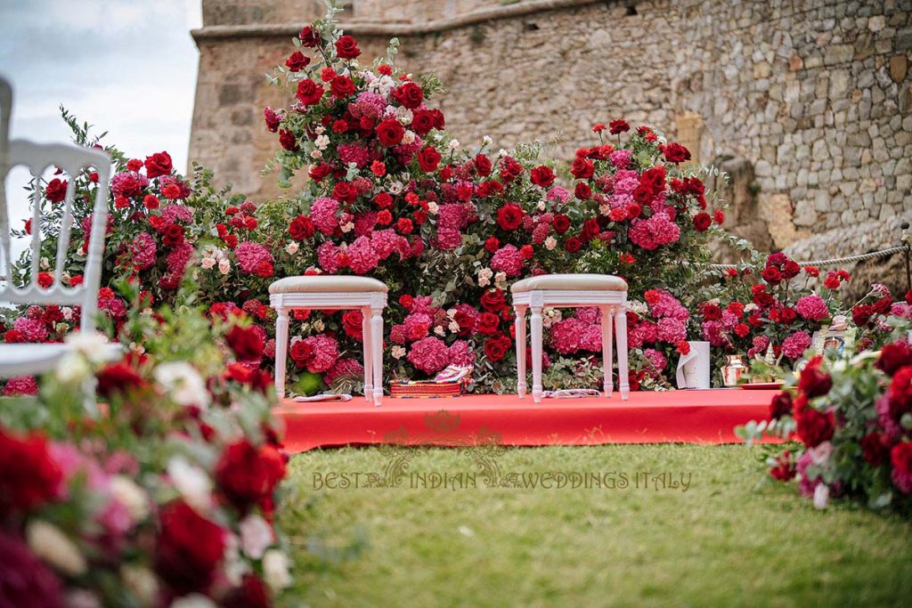 inusual indian wedding mandap italy 1 1024x683 - A Cross-Cultural Fairytale in Sicily: A South-Indian Wedding Celebration Overlooking the Sea
