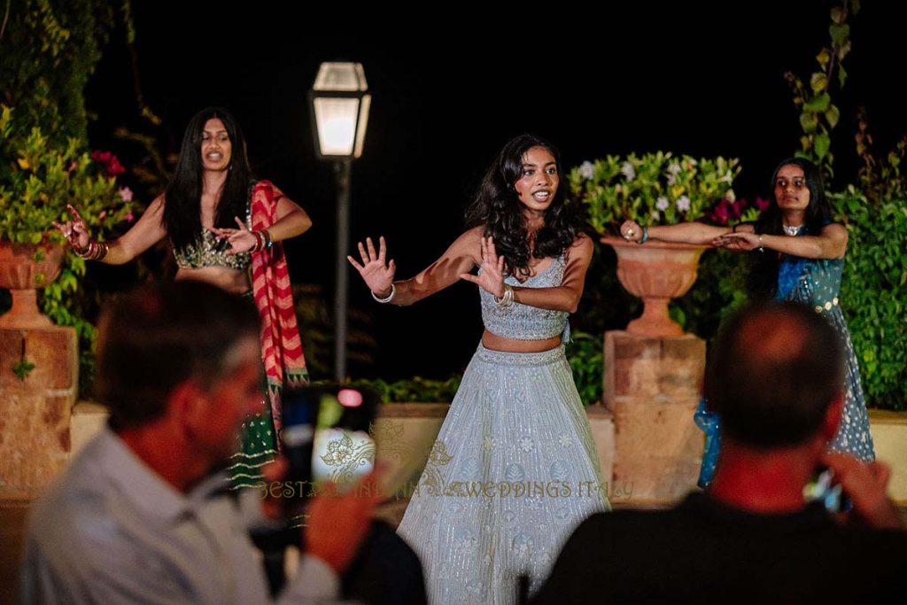 sangeet choreorgraphy wedding in sicily 1024x683 - A Cross-Cultural Fairytale in Sicily: A South-Indian Wedding Celebration Overlooking the Sea