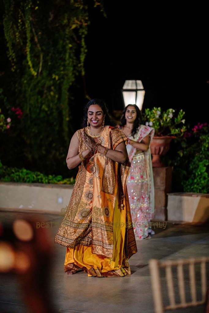 sangeet performance sicily 683x1024 - A Cross-Cultural Fairytale in Sicily: A South-Indian Wedding Celebration Overlooking the Sea