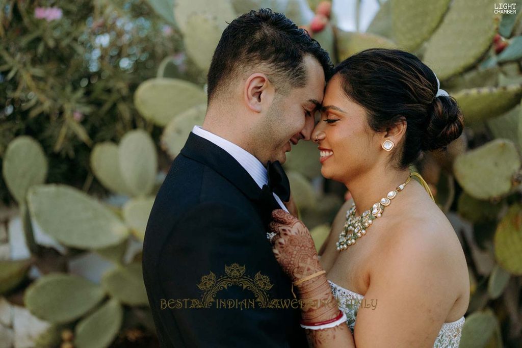 couple photoshoot wedding puglia 1024x683 - Enchanting Indian Wedding in Puglia with A Unique Mandap Design