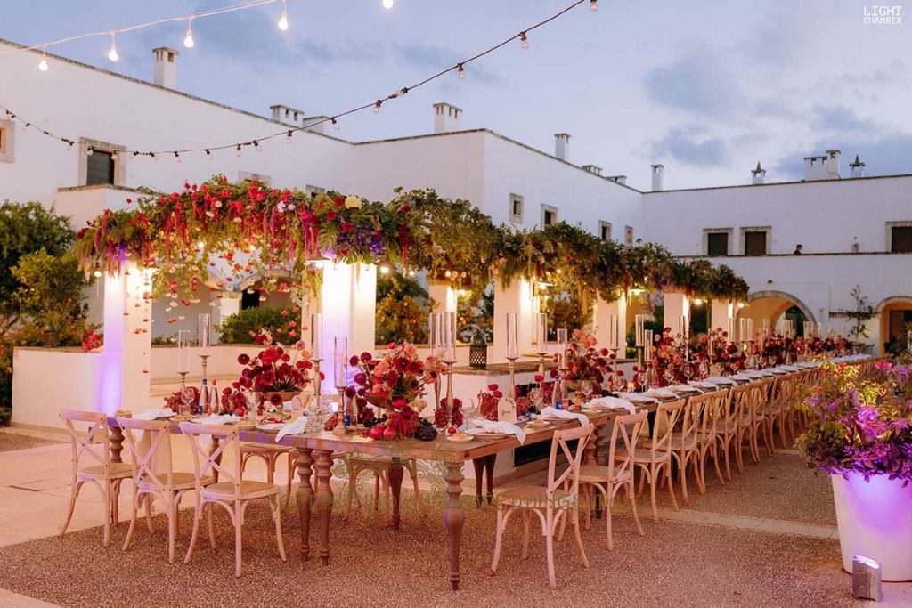 coutryard masseria wedding reception 1024x683 - Enchanting Indian Wedding in Puglia with A Unique Mandap Design