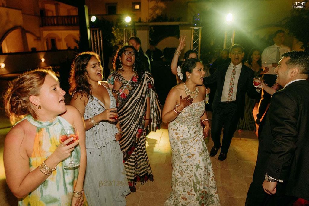 dancefloor wedding puglia 1024x683 - Enchanting Indian Wedding in Puglia with A Unique Mandap Design
