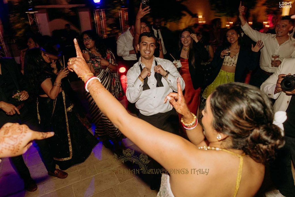 wedding party puglia italy 1024x683 - Enchanting Indian Wedding in Puglia with A Unique Mandap Design