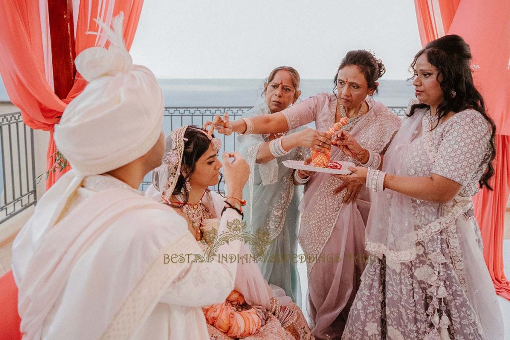 indian couple wedding ceremony 1024x683 - Intimate Micro Wedding on the Amalfi Coast: Pratiksha &amp; Amit's Fairy Tale